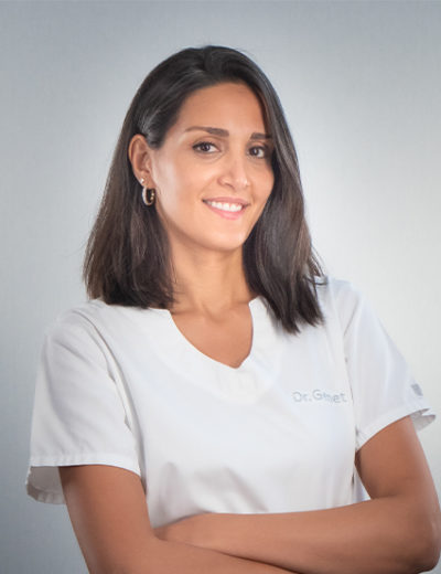 Dra. Marie-Ange Genet - Dentista