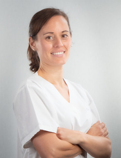 La Dra. Dorien Lefever-Dentista, Jefa de la Clínica