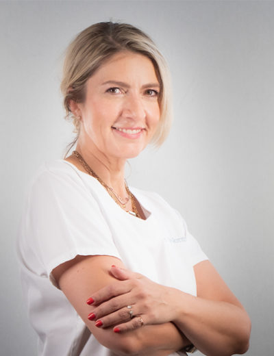 Dr. Raphaelle Wormus-Dentista, Chefe do Departamento de Odontologia