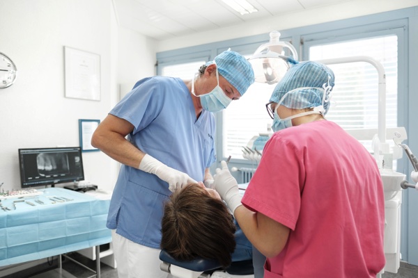Centre Dentaire Lancy - Cirugía dental