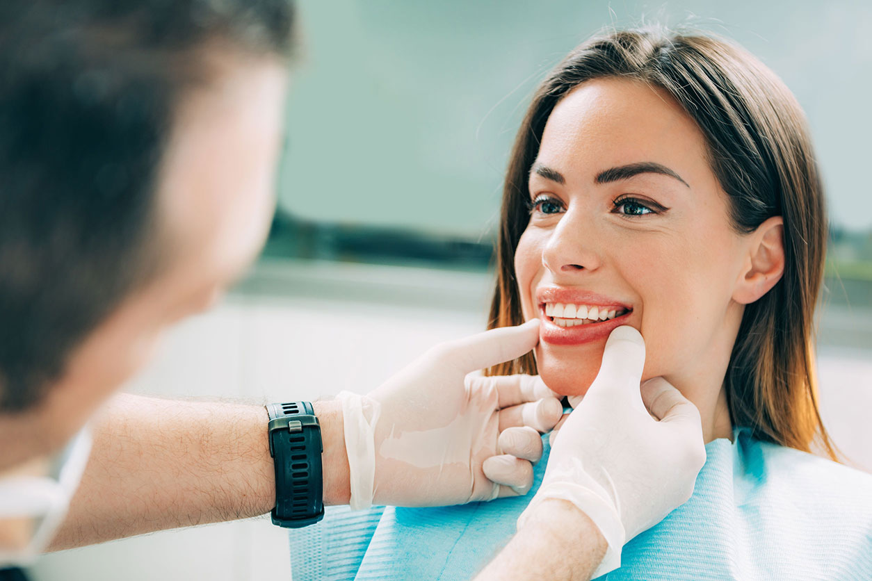 Lancy Dental Centre - Zahnärztliche Verblendschalen